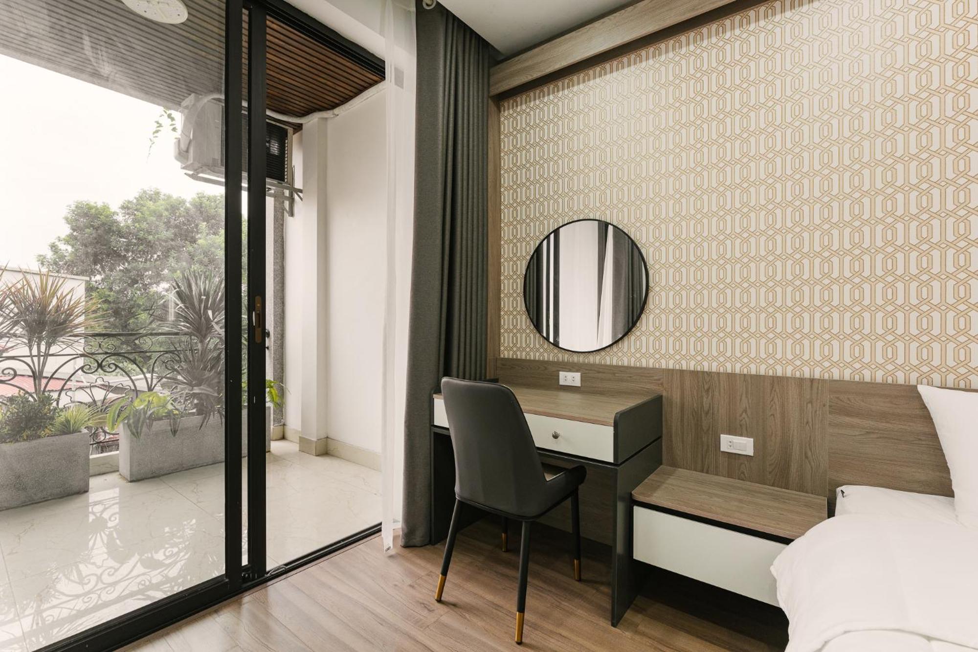 Delapong Hotel And Apartment Ha Noi 河内 外观 照片