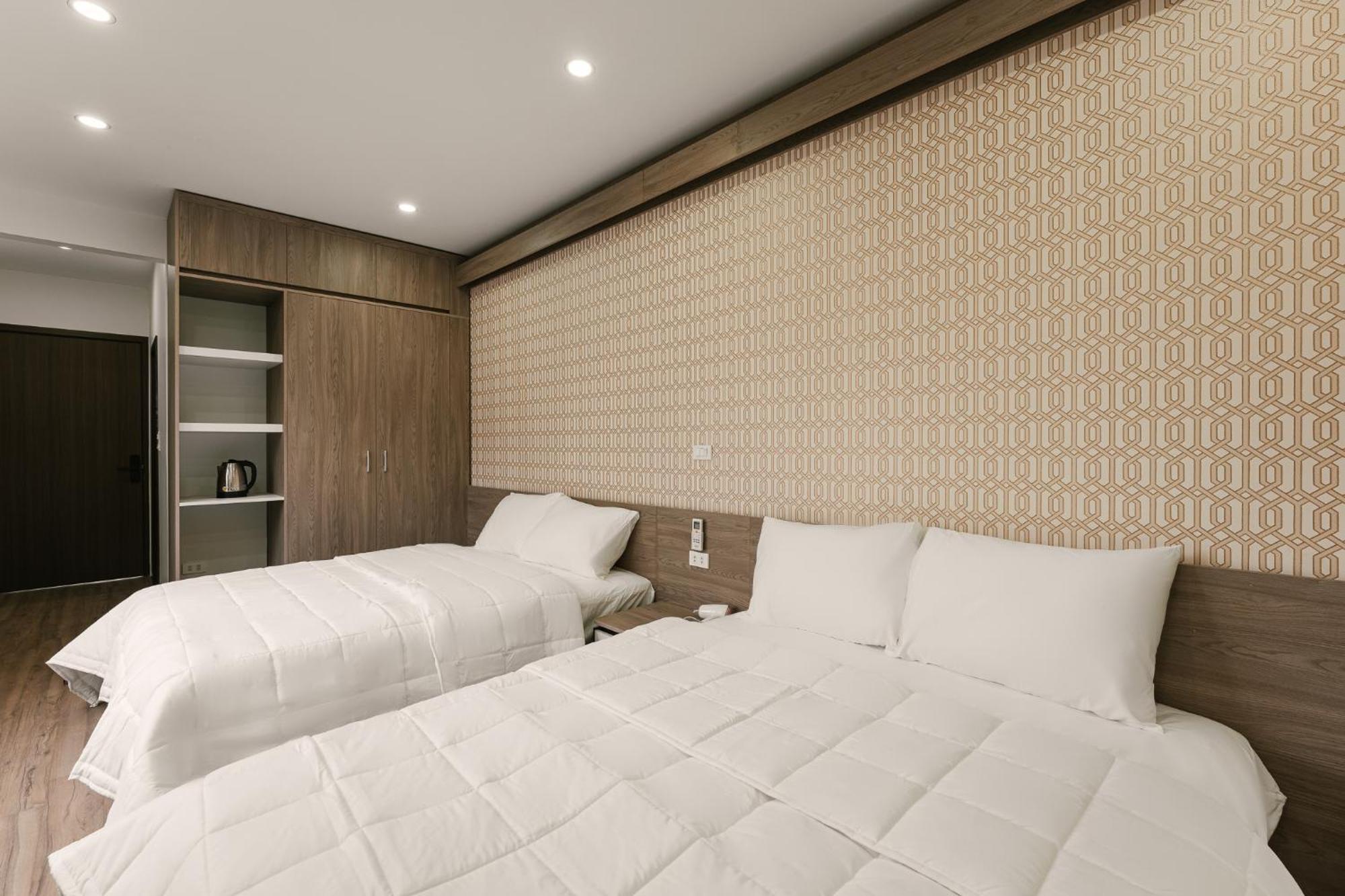 Delapong Hotel And Apartment Ha Noi 河内 外观 照片